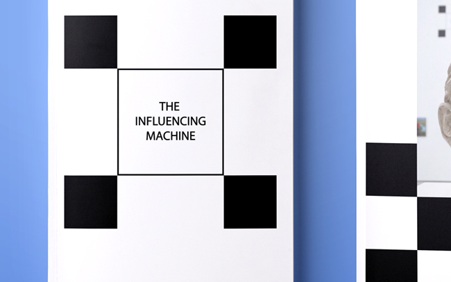 Projekt broszury towarzyszącej wystawie „Maszyna wpływu” w Centrum Sztuki Współczesnej Zamek Ujazdowski